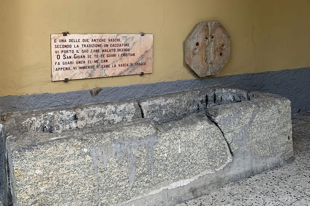 Vasca spezzata al Santuario San Giovanni al Calandrone - Merlino