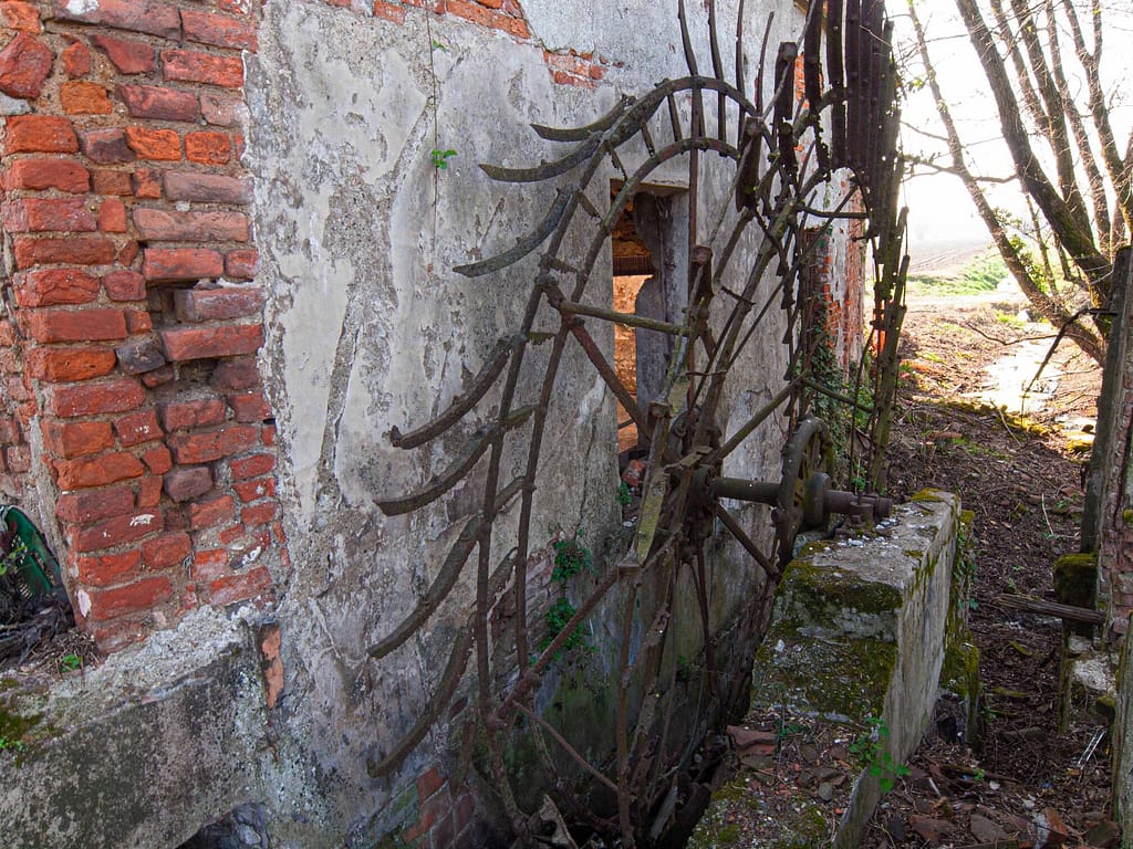 Mulino Torretta - Civesio - San Giulino Milanese - particolare ruota in ferro