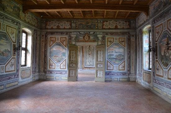 Cappella Peschiera Borromeo CAstello
